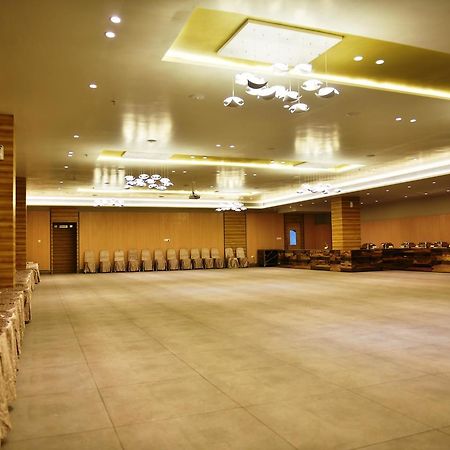 The Panchvati Hotel Раджкот Екстер'єр фото
